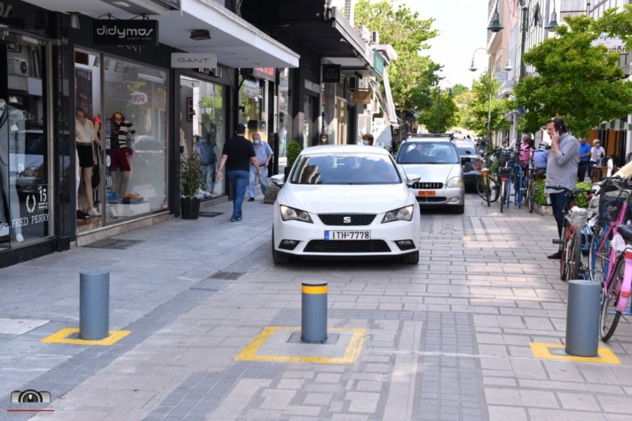 Στον "αέρα" οι βυθιζόμενες μπάρες - Ο Επίτροπος ακύρωσε τη σύμβαση